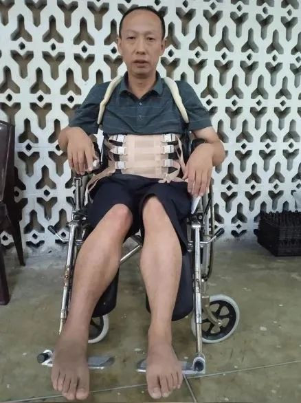 华人老板被绑架到海外，被迫做杀猪盘骗人