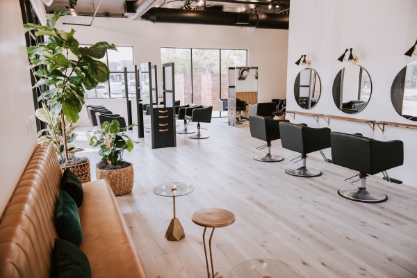 MODERN DESIGN SALON