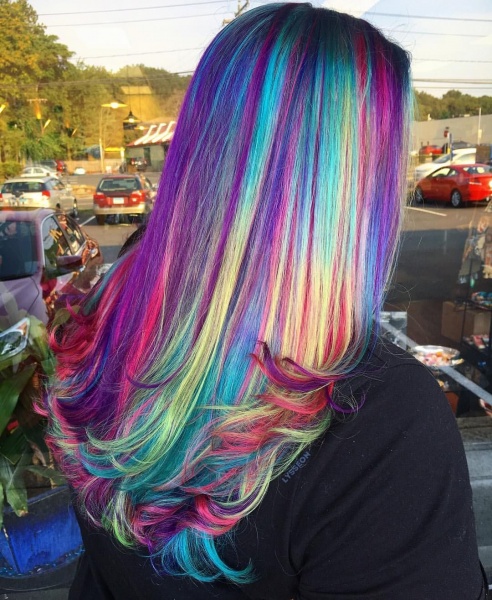 彩凤男女发廊(RAINBOW PHOENIX)