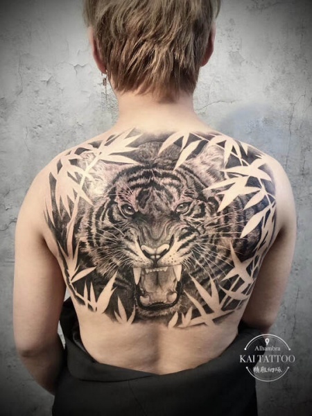 精雕细琢纹身店-KAI TATTOO