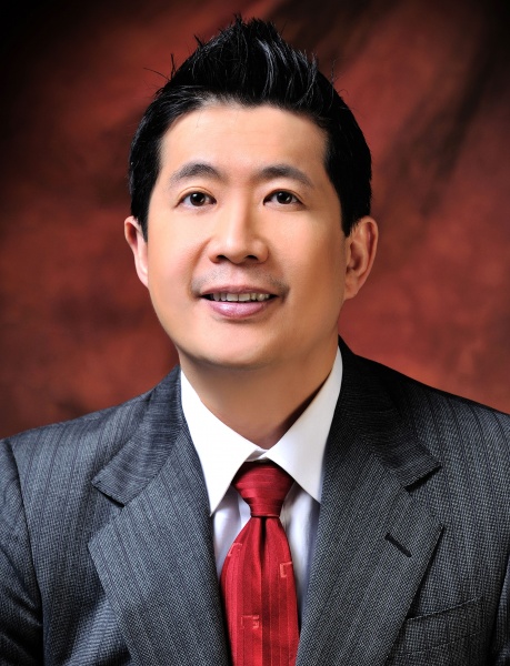林殿凯医学博士视力矫正中心IQ LASER VISION - ROBERT T. LIN, M.D.