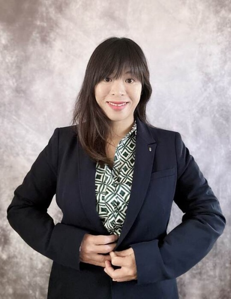   圣地亚哥房产经纪，室内设计+专业诚信尽心 Peggy 余