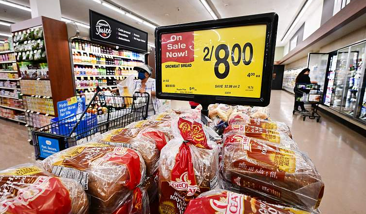 美国严重通胀致日用品价格居高不下 56%民众因物价上涨而痛苦