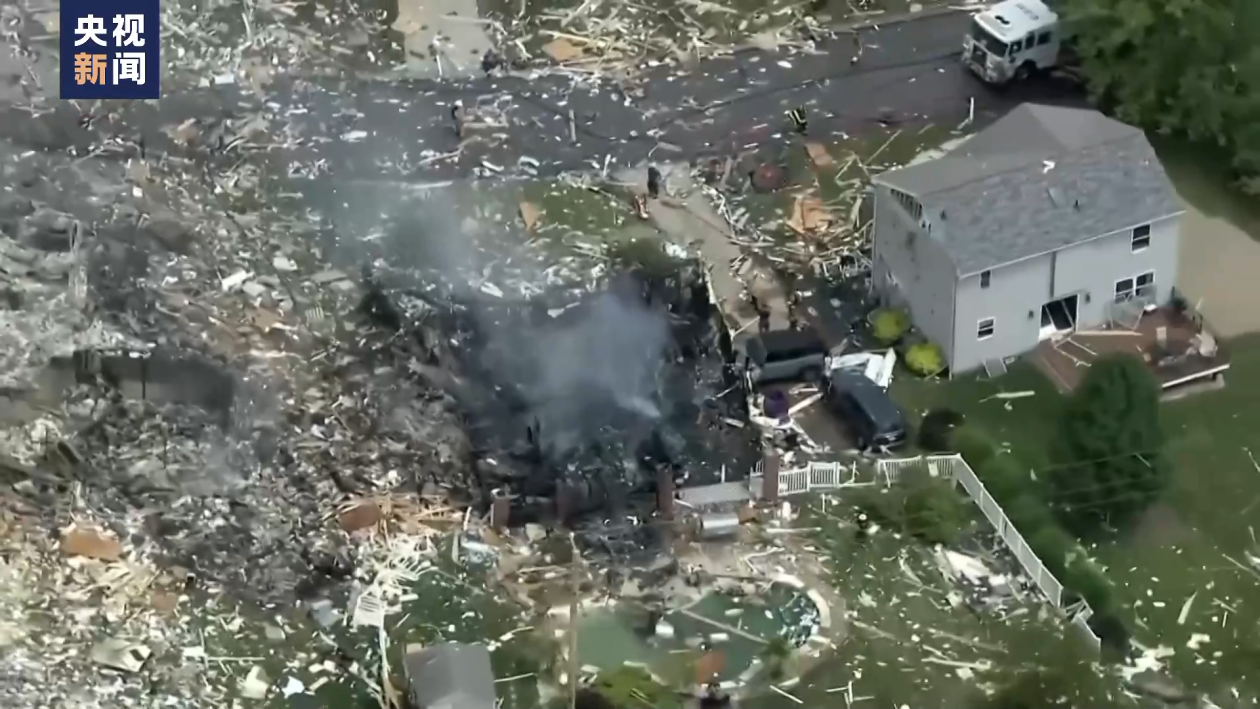 美国宾夕法尼亚州发生房屋爆炸 至少5人死亡