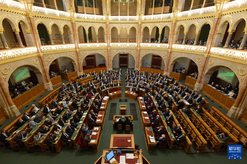 匈牙利国会批准瑞典加入北约