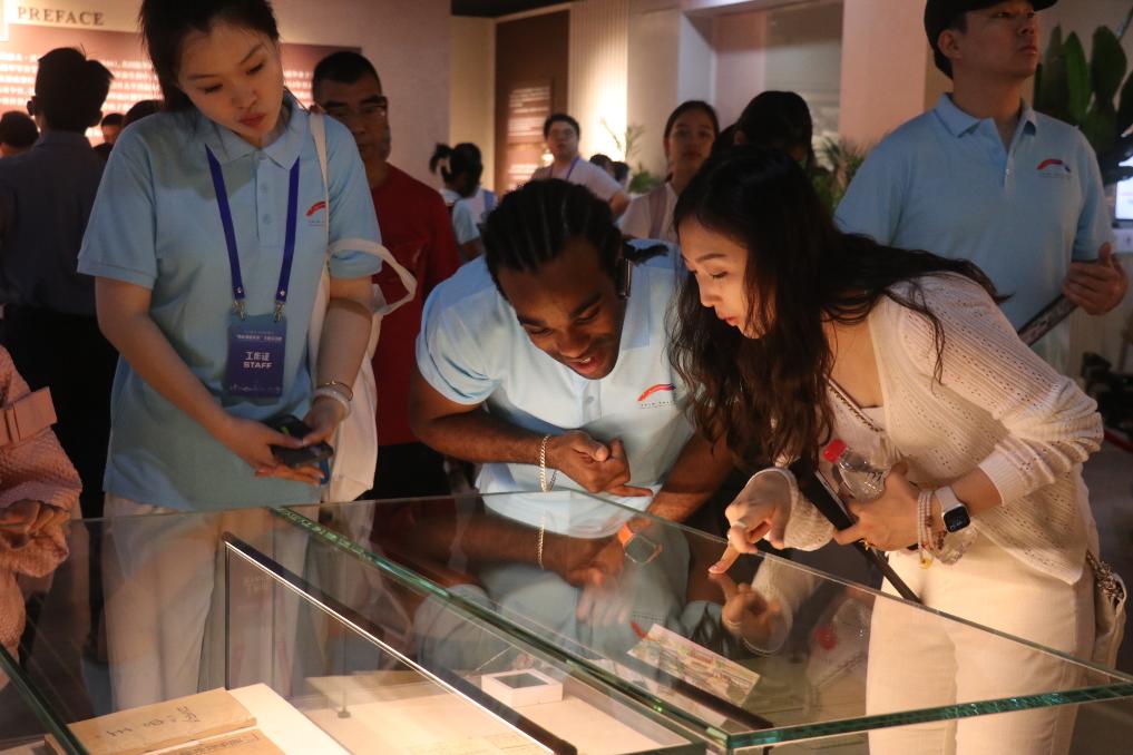 “很高兴能延续中美人民友谊”——美国青年交流营参访重庆史迪威博物馆见闻