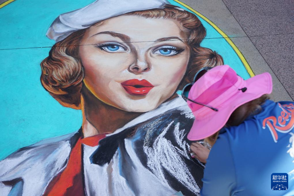 美国帕萨迪纳市举行粉笔画节